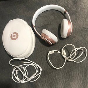 Beats Solo 2 Wireless Headphones